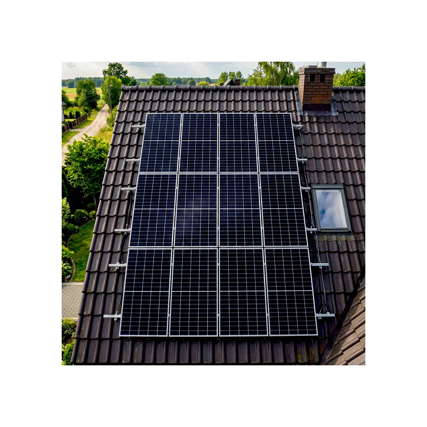 Fotowoltaika 9,9 kW – instalacja dachowa (Jinko Solar 490 W + falownik Deye)